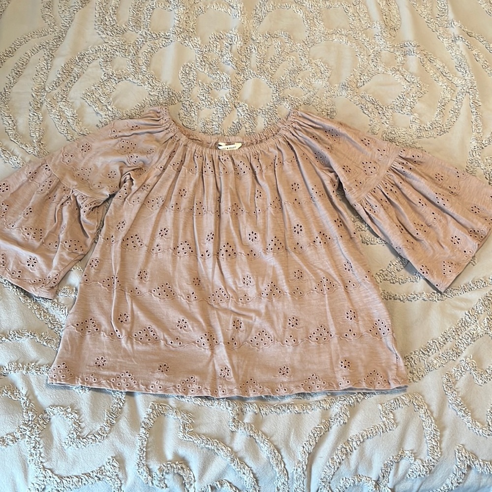Lucky Brand top